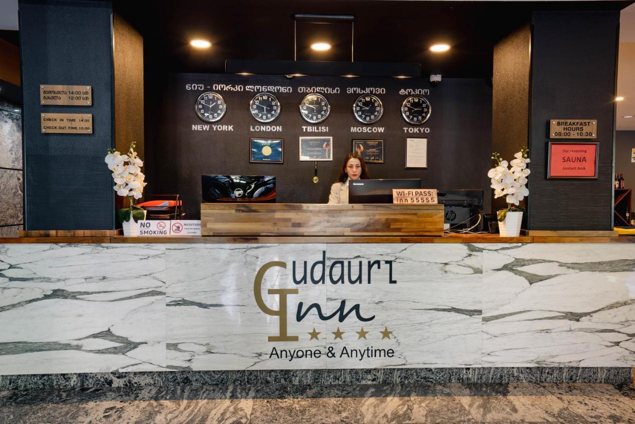 Gudauri Inn Bagian luar foto Gudaurl Inn